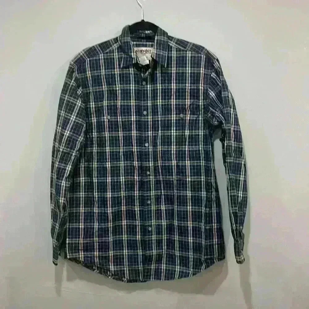 Wrangler Navy Blue size Medium Plaid button down shirt